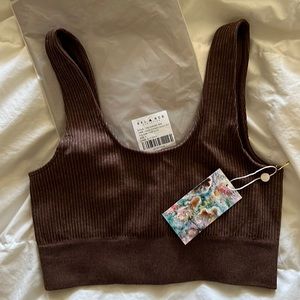 Balance athletica channel bra size m